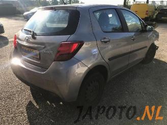 Toyota Yaris Yaris III (P13), Hatchback, 2010 / 2020 1.33 16V Dual VVT-I picture 5