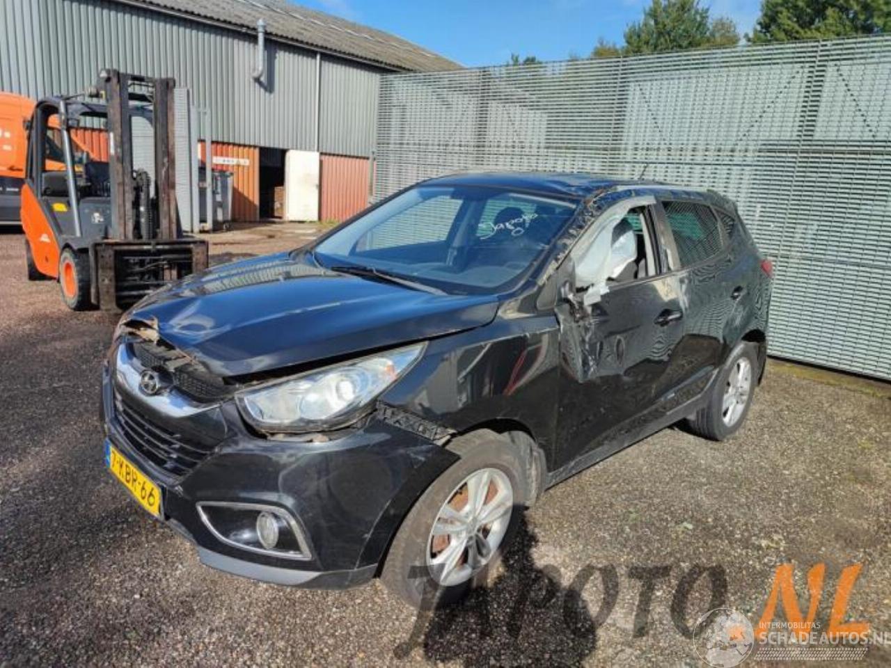 Hyundai Ix35 iX35 (LM), SUV, 2009 / 2015 1.6 GDI 16V