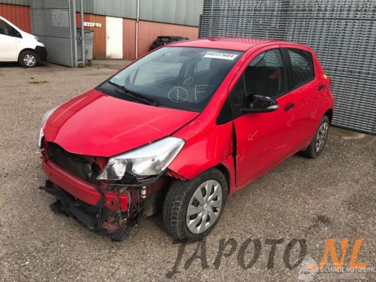 Toyota Yaris Yaris III (P13), Hatchback, 2010 / 2020 1.4 D-4D-F