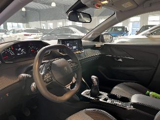 Peugeot 208 1.2 PureTech Allure 18.000 NAP! picture 17