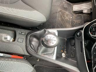 Renault Clio IV Estate/Grandtour (7R) Combi 5-drs 0.9 Energy TCE 90 12V (H4B-408(H4B-B4)) [66kW] picture 9