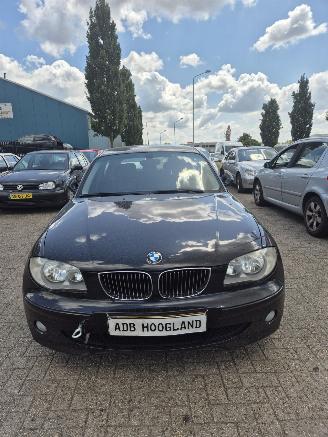 Uttjänta bilar auto BMW 1-serie (E87/87N) Hatchback 5-drs 118i 16V (N46-B20) [95kW] 5-BAK 2007/1