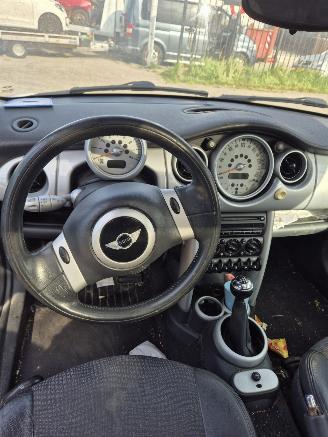 Mini One Cooper (R50) Hatchback 1.6 16V Cooper (W10-B16A) [85kW] 5-BAK picture 8