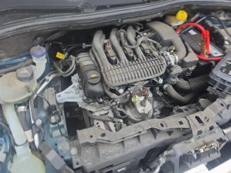 Peugeot 2008 2008 (CU), MPV, 2013 / 2019 1.2 Vti 12V PureTech picture 3