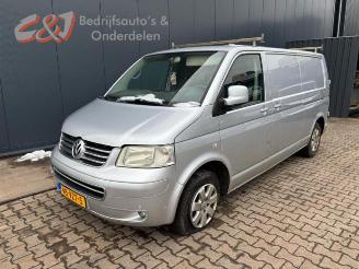 Coche siniestrado Volkswagen Transporter Transporter T5, Van, 2003 / 2015 2.5 TDi PF 2009/2