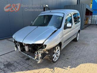 Vrakbiler auto Citroën Berlingo Berlingo Cinqspace, Multispace, MPV, 1996 / 2011 1.4 2002/4