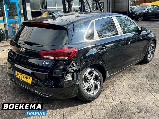 Hyundai I-30 1.5 T-GDi MHEV Stoel/Stuur Verwarming + Ventilatie Navigatie Camera picture 2