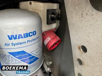 Volvo FL 280 4x2 Koelwagen Laadklep Dag/Nacht Euro 6 picture 26