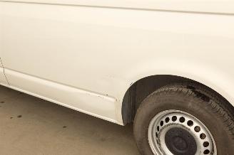 Volkswagen Transporter 2.5 TDI 9 persoons picture 34