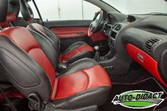 Peugeot 206 CC 2.0-16V Cabrio picture 21