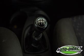 Ford Focus 1.4-16V Trend Airco picture 9