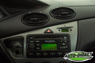 Ford Focus 1.4-16V Trend Airco picture 7