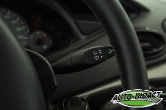 Ford Focus 1.4-16V Trend Airco picture 13