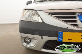 Dacia Logan 1.6 Lauréate picture 26