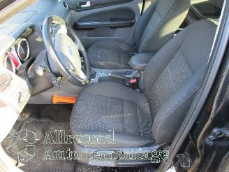 Ford Focus Focus 2 Wagon Combi 1.8 16V (QQDB) [92kW]  (03-2006/09-2012) picture 10