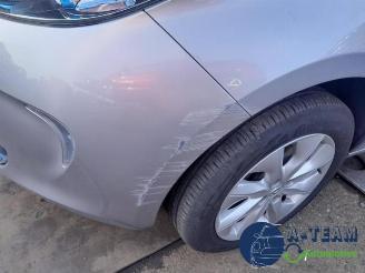 Renault Zoé Zoe (AG), Hatchback 5-drs, 2012 46kW picture 21