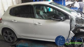 Peugeot 208 208 I (CA/CC/CK/CL), Hatchback, 2012 / 2019 1.2 12V e-THP PureTech 110 picture 9