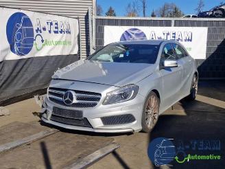 Uttjänta bilar auto Mercedes A-klasse A (W176), Hatchback, 2012 / 2018 1.6 A-180 16V 2012/9