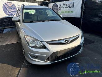 Hyundai I-30 i30 Crosswagon (WWH), Combi, 2007 / 2012 1.4 CVVT 16V picture 3