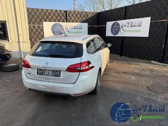 Peugeot 308 308 SW (L4/L9/LC/LJ/LR), Combi 5-drs, 2014 / 2021 1.2 12V e-THP PureTech 130 picture 1