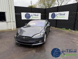 Uttjänta bilar auto Tesla Model S Model S, Liftback, 2012 75 2017/11