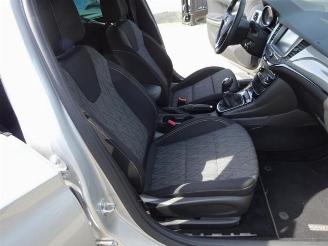 Opel Astra  picture 11