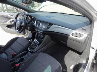 Opel Astra  picture 14