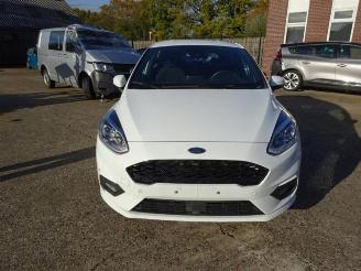 Vrakbiler auto Ford Fiesta Fiesta 7, Hatchback, 2017 1.0 EcoBoost 12V 2021/4