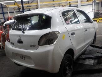 Mitsubishi Space-star Space Star Hatchback 1.0 12V Mivec AS&G (3A90) [51kW]  (05-2012/...) picture 3