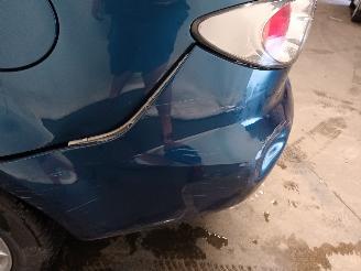 Mazda 6 6 Sport (GG14) Hatchback 2.0i 16V S-VT (LFH1) [108kW]  (03-2005/09-200=
7) picture 7