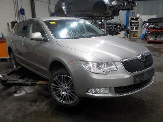 Skoda Superb Superb (3TAA) Hatchback 1.4 TSI 16V (CAXC) [92kW]  (07-2008/05-2015) picture 2