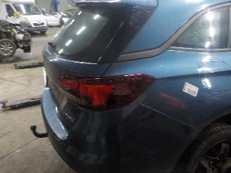 Opel Astra Astra K Sports Tourer Combi 1.6 CDTI 110 16V (B16DTU) [81kW]  (11-2015=
/12-2022) picture 3