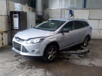 Vrakbiler auto Ford Focus Focus 3 Wagon Combi 1.6 TDCi ECOnetic (NGDB) [77kW]  (05-2012/05-2018)= 2013/0