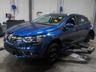 Renault Mégane Megane IV Estate (RFBK) Combi 5-drs 1.5 Energy dCi 110 (K9K-657) [81kW=
]  (04-2016/...) picture 1