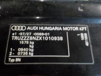 Audi TT TT (8N3) Coupé 1.8 20V Turbo (AJQ) [132kW]  (10-1998/10-2006) picture 6