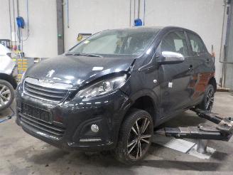 Uttjänta bilar vrachtwagen Peugeot 108 108 Hatchback 1.0 12V (1KRFE(CFB)) [51kW]  (05-2014/...) 2014/9
