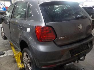 Volkswagen Polo Polo V (6R) Hatchback 1.2 TSI 16V BlueMotion Technology (CJZC(Euro 6))=
 [66kW]  (02-2014/10-2017) picture 4