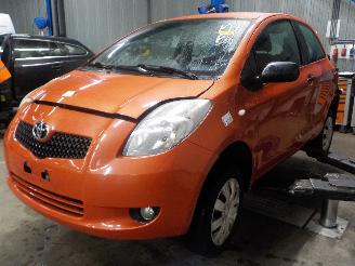 Auto da rottamare Toyota Yaris Yaris II (P9) Hatchback 1.3 16V VVT-i (2SZFE) [64kW]  (08-2005/11-2010=
) 2006