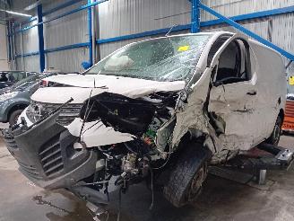 Dezmembrări autoturisme Opel Vivaro Vivaro Van 1.5 CDTI 120 (D15DTH(DV5RUC)) [88kW]  (03-2019/...) 2022