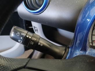 Citroën C1 C1 Hatchback 1.0 12V (1KR-FE(CFB)) [50kW]  (06-2005/09-2014) picture 14