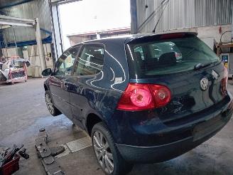 Volkswagen Golf Golf V (1K1) Hatchback 1.6 FSI 16V (BLF(Euro 4)) [85kW]  (10-2003/07-2=
008) picture 4