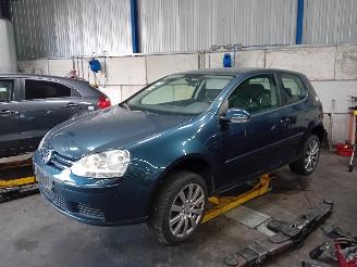 Coche siniestrado Volkswagen Golf Golf V (1K1) Hatchback 1.6 FSI 16V (BLF(Euro 4)) [85kW]  (10-2003/07-2=
008) 2006