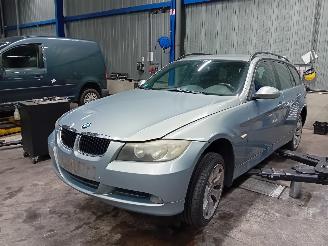 Vrakbiler auto BMW 3-serie 3 serie Touring (E91) Combi 320i 16V (N43-B20A) [125kW]  (02-2007/12-2=
012) 2007/0