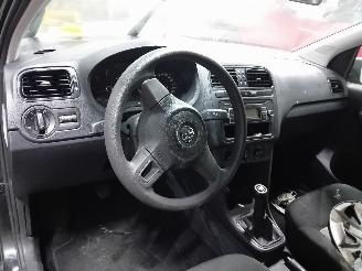 Volkswagen Polo Polo V (6R) Hatchback 1.2 TDI 12V BlueMotion (CFWA(Euro 5)) [55kW]  (1=
0-2009/05-2014) picture 5