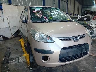 Hyundai I-10 i10 (F5) Hatchback 1.1i 12V (G4HG) [49kW]  (01-2008/12-2013) picture 2