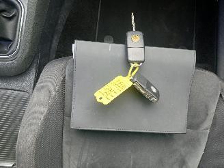 Volkswagen Golf Golf VI (5K1) Hatchback 1.4 TSI 160 16V (CAVD) [118kW]  (10-2008/11-20=
12) picture 19