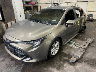 Autoverwertung Toyota Corolla Corolla Touring Sport (E21/EH1) Combi 1.8 16V Hybrid (2ZRFXE) [90kW]  =
(02-2019/...) 2021/5