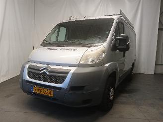 damaged passenger cars Citroën Jumper Jumper (U9) Van 2.2 HDi 100 (P22DTE(4HV)) [74kW]  (04-2006/12-2012) 2011/1
