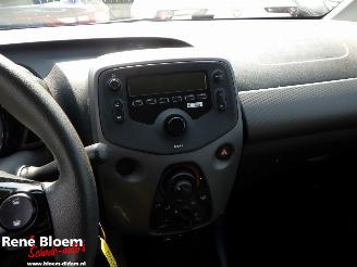 Peugeot 108 1.0 e-VTI Active 5drs Airco picture 17