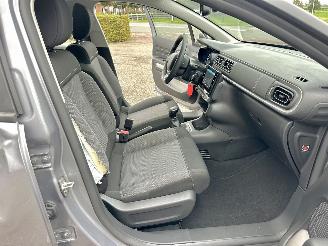 Citroën C3 1.2 PureTech 83pk C-Series - navi - line assist - clima - cruise - apple carpl - 66dkm nap - licht + regensensor picture 51